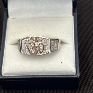 Elegant Om Symbol Ring with Sparkling Stones